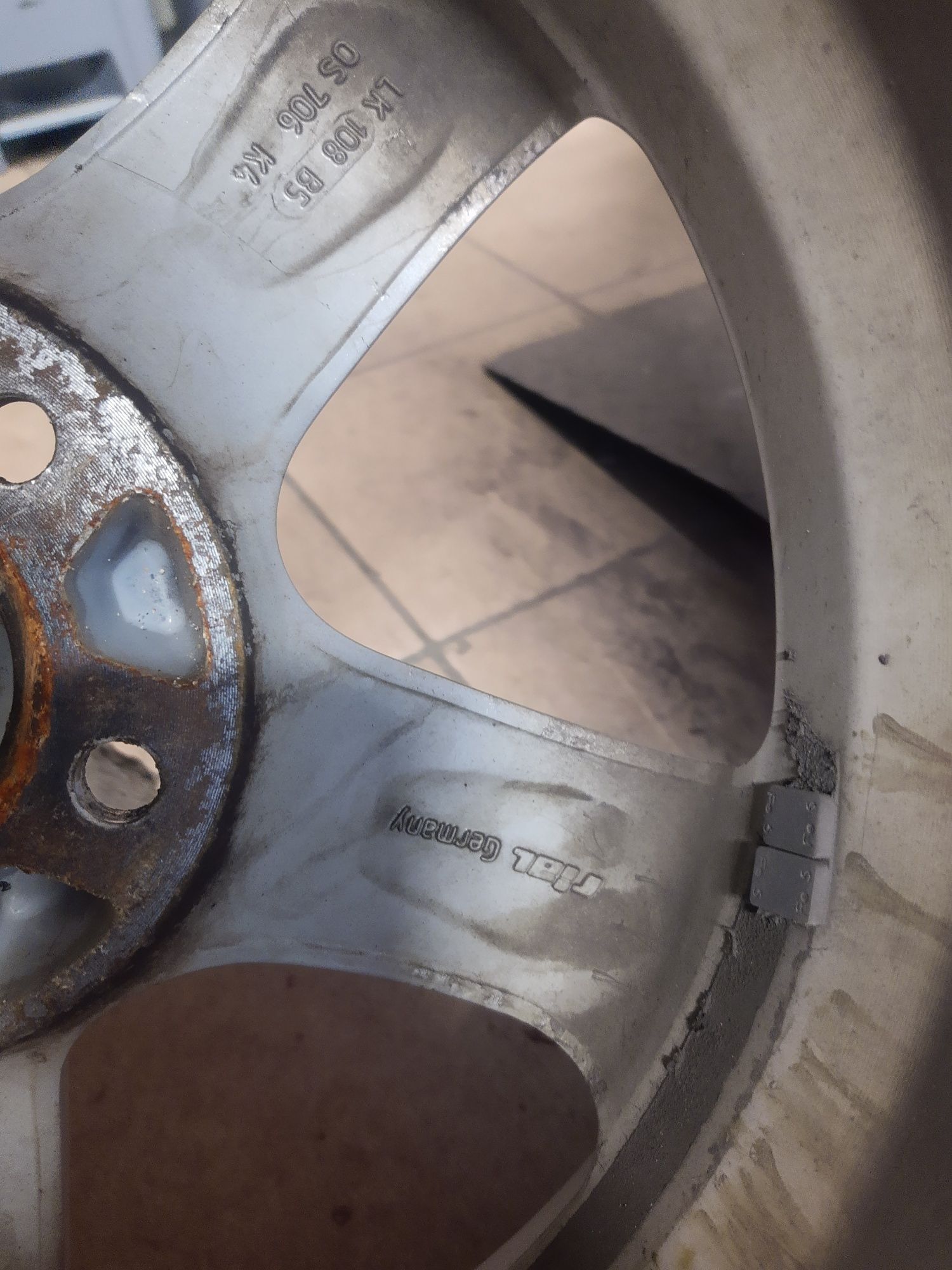 Koła ford 5x108 s max felgi opony całoroczne 215 60 R16