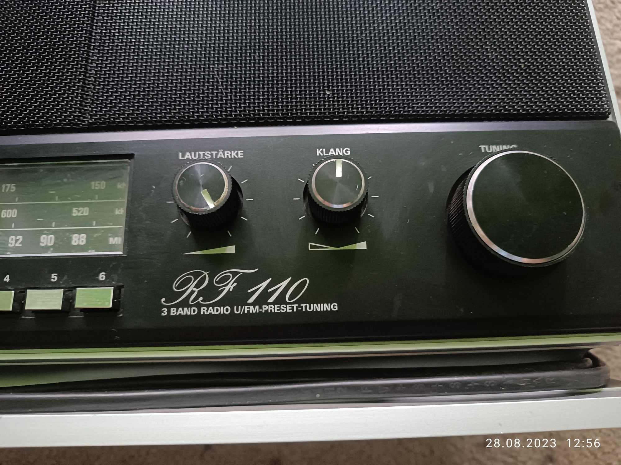 Radio Grundig RF 110 radio stołowe retro'70