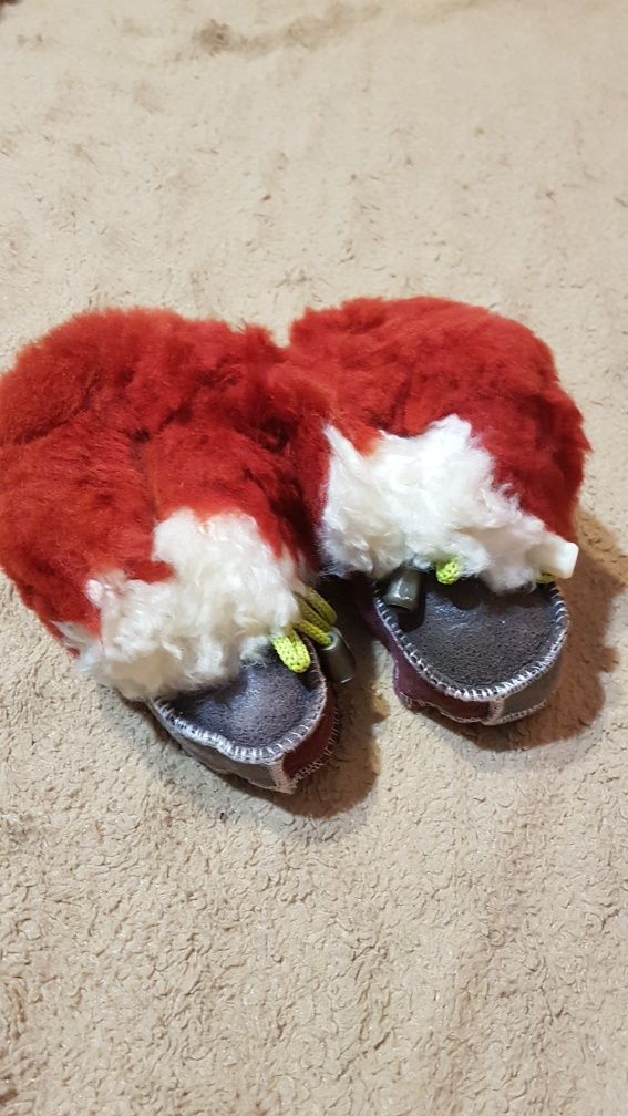 Nowe buty skórzane bambosze na zimę dla dzieci ciepłe