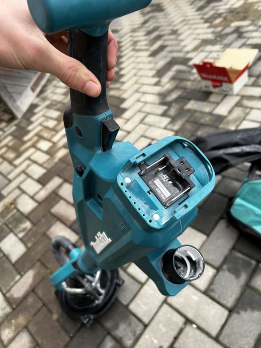 Шлифмашина makita dsl800
