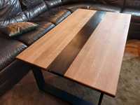 Duży stół dębowy z żywicą epoksydową - zatopione zwęglone drewno