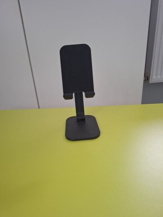 Sprzedam stojak na telefon
