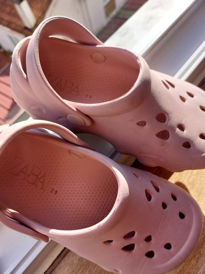Crocs - Zara (T29)