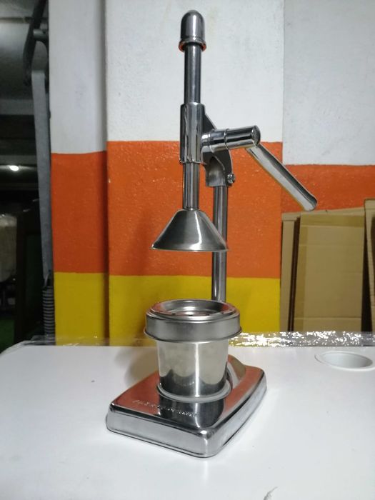 Espremedor de citrinos