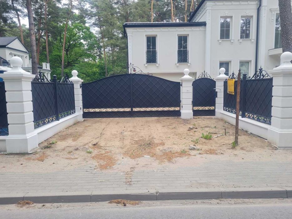 Słupy Betonowe Dworkowe,Słupki Stylowe,Sztukateria,Rezydencja Parkowa