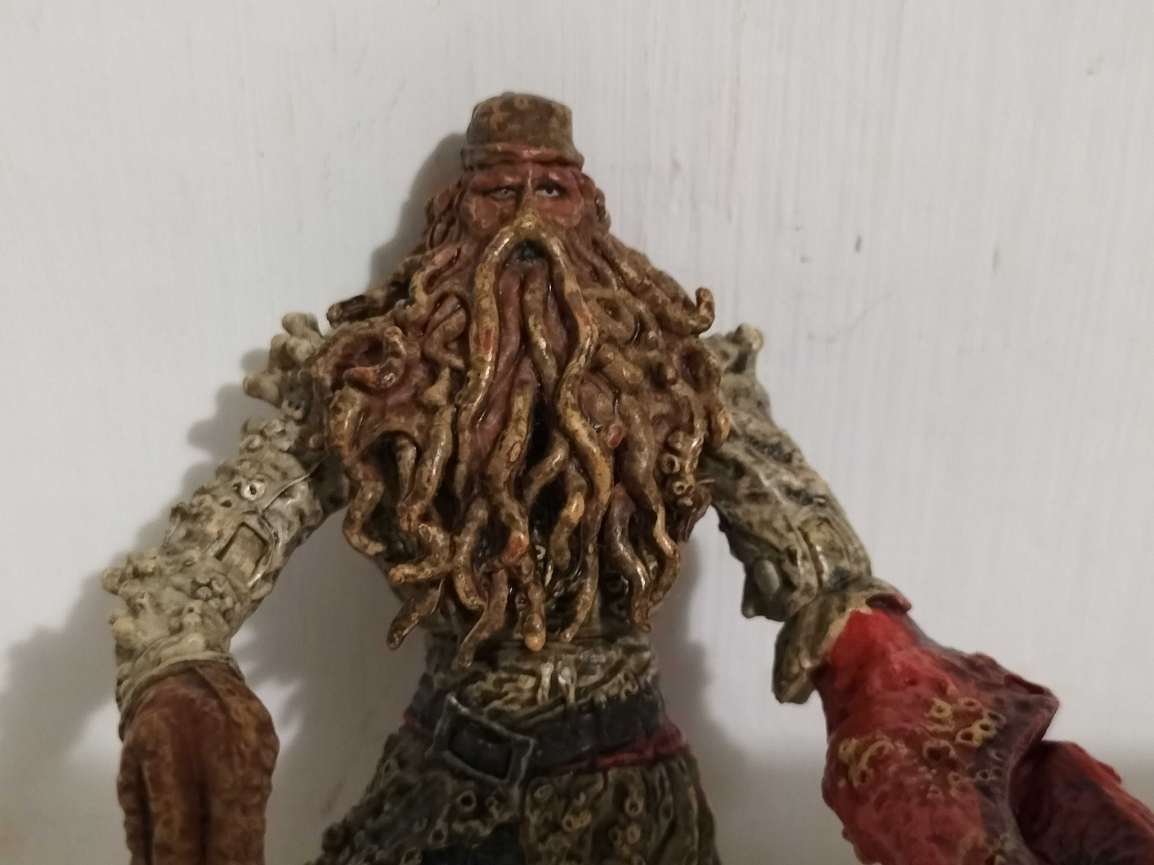 Piraci z Karaibów Davy Jones figurka akcji 10cm