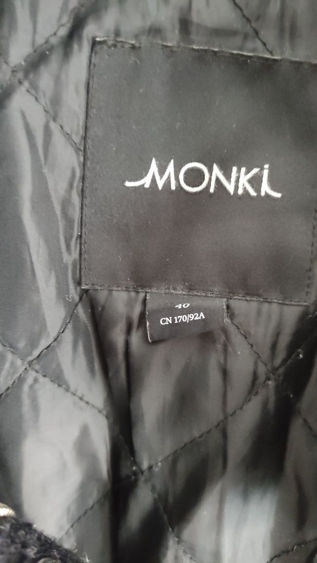 Płaszcz wiosenny Monki rozmiar 40