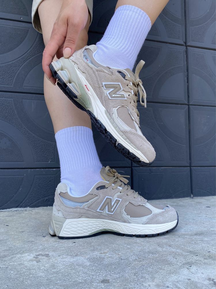 Кросівки жіночі New Balance 2002R Protection Driftwood 36-41