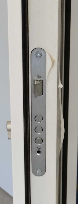 Otello 5 białe 90L Ciepłe drzwi 68mm 1,2 W/m2k czyste powietrze