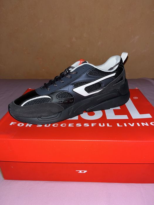 Wyprzedaż sneakersy męskie Diesel.