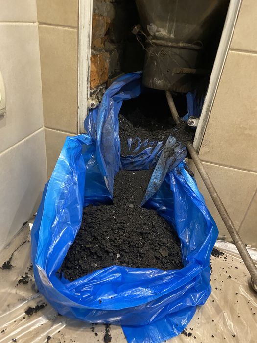 Чистка димоходів ,котлів , пічок БУДЬ-ЯКОЇ складності