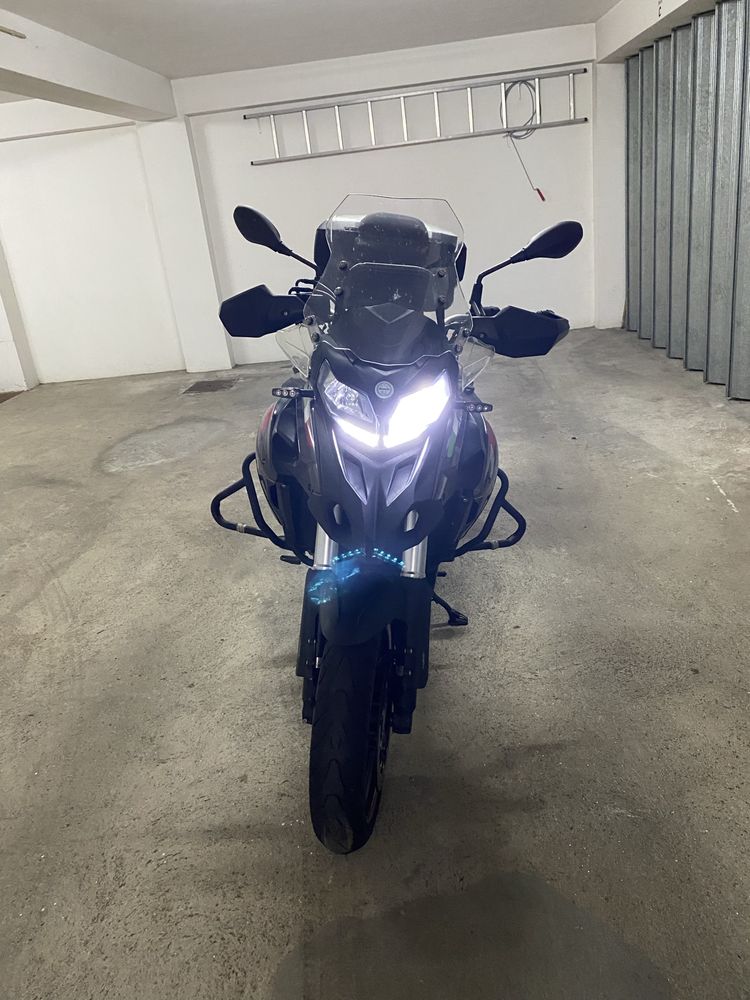 Benelli  trk  502