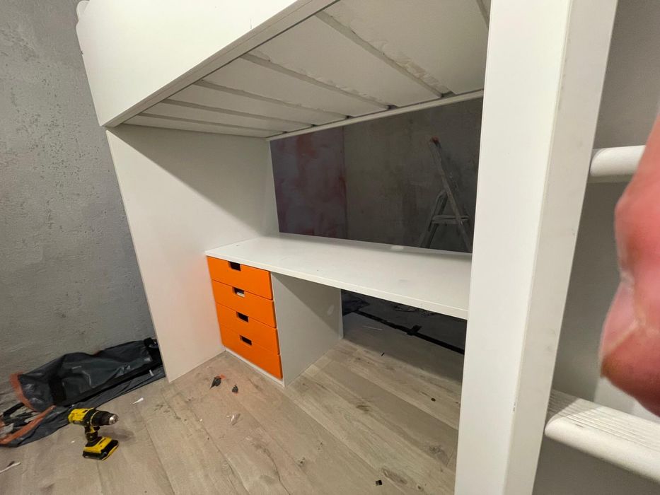 Łóżko na antresoli z biurkiem IKEA