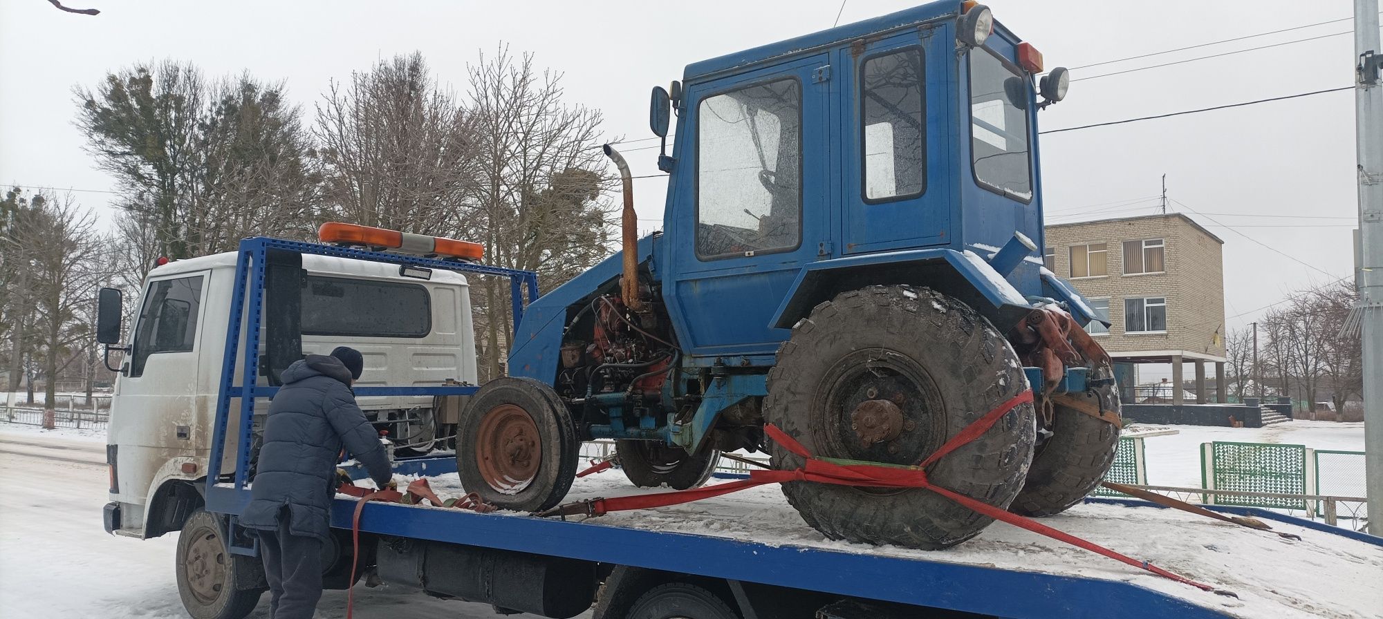 Євакуатор / Эвакуатор Куп'янск, 24/7+ СТО