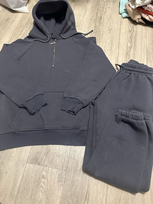 Костюм женкий м-л