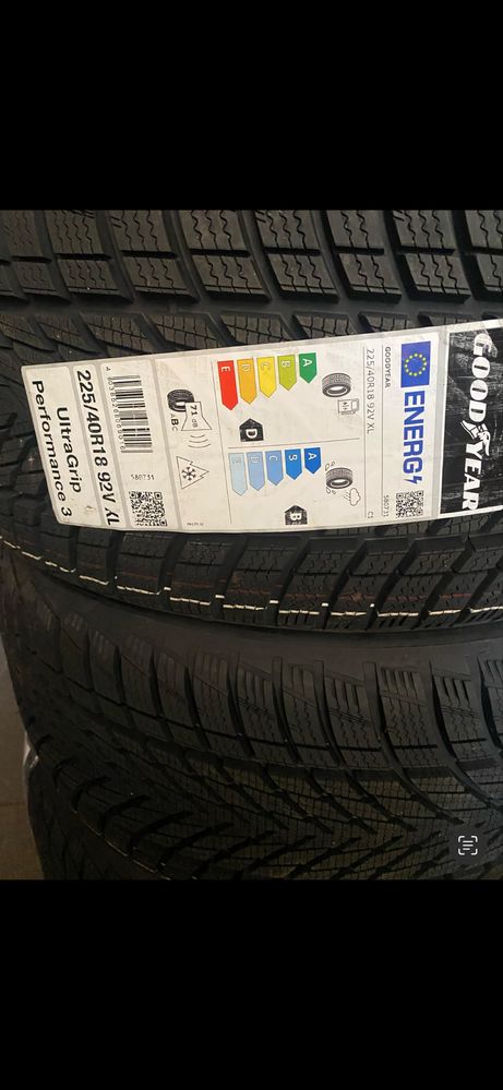 Koła zimowe alufelgi 18’’ 225/40 5x114,3 Toyota Corolla czujniki TPMS