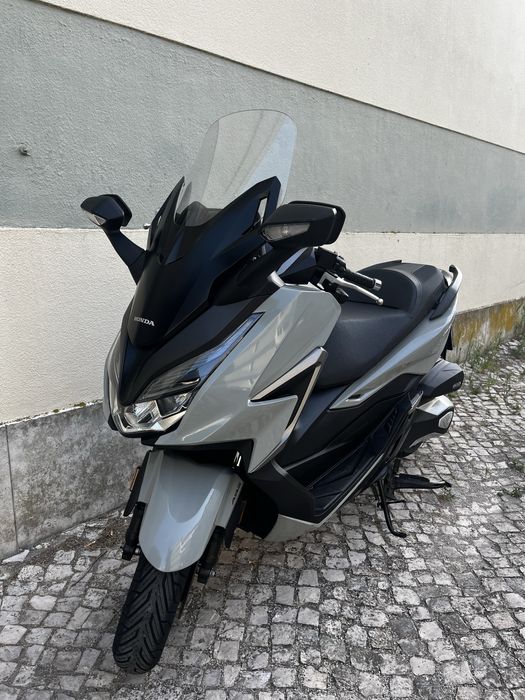 Honda forza 350cc