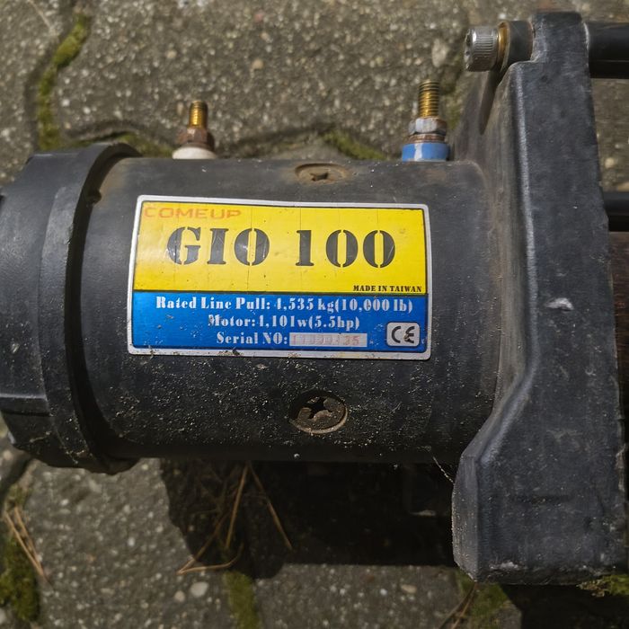 Wyciągarka 12v comeup come up gio100 , 10000lbs ( 4.5 t ) uszkodzona