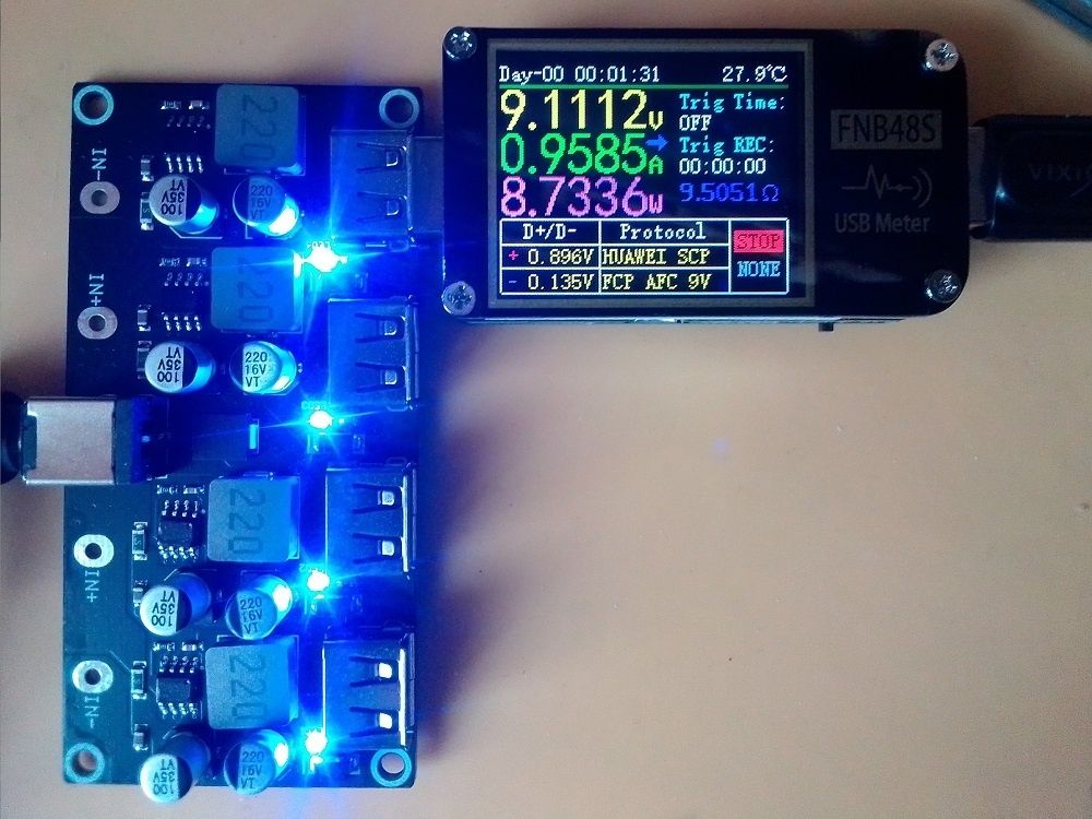 Модуль быстрой зарядки 4-порта USB QC3.0 PD.Понижающий преобразователь