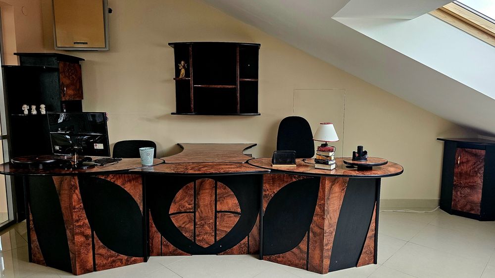 Продам Офісні меблі