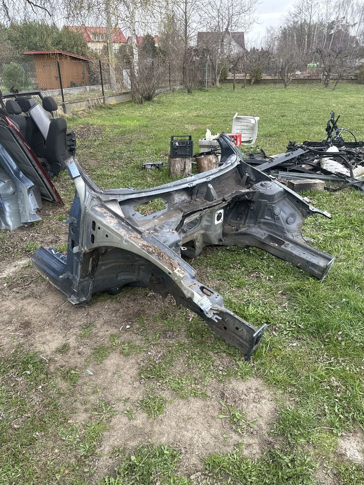 Cwiartka lewa prawa podłużnica Passat B8 skarpeta