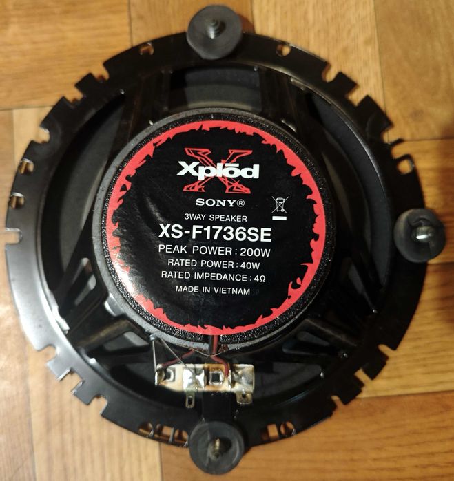Głośniki samochodowe Sony Xplod XS-F1735E- 4 sztuki