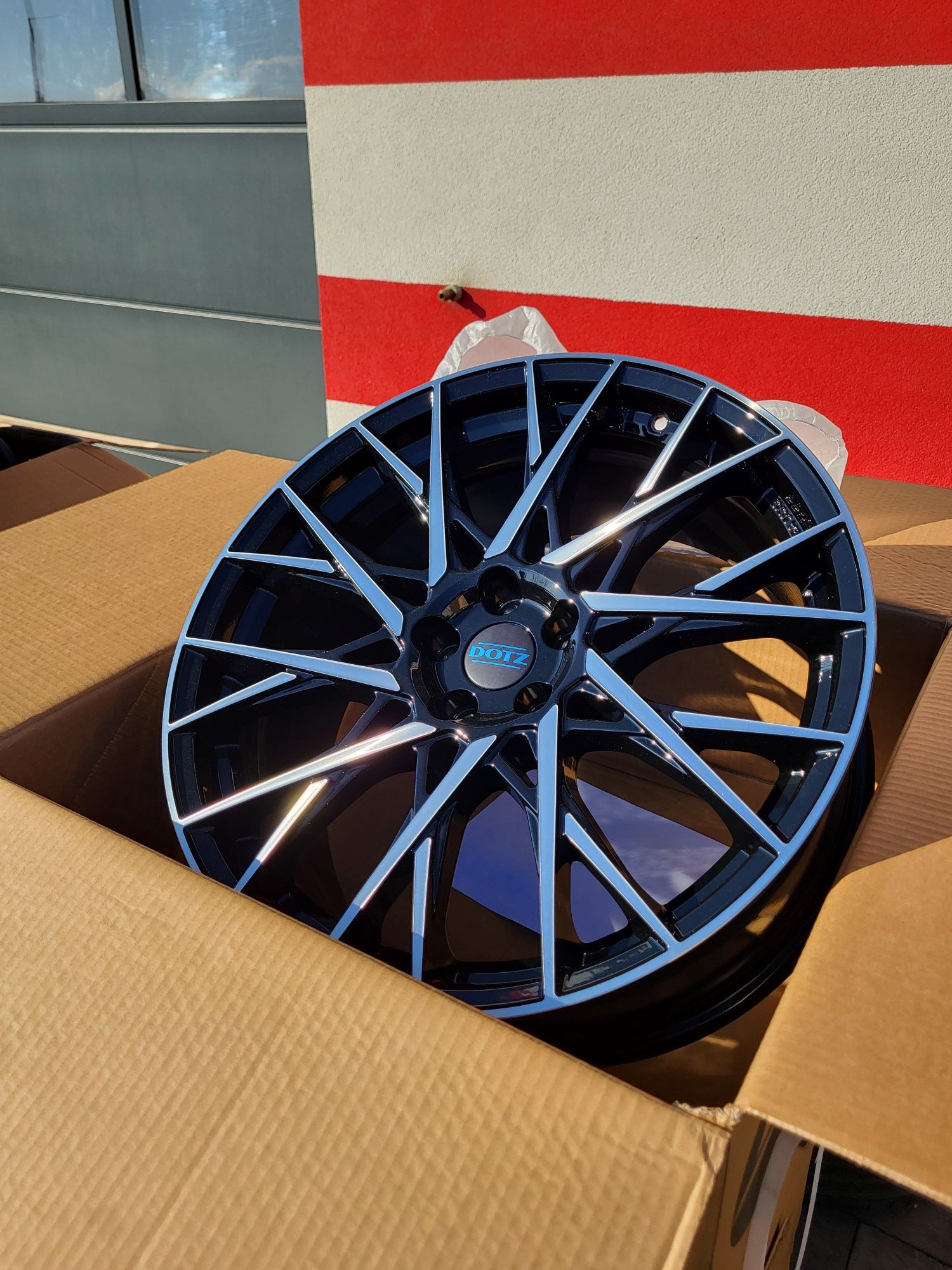DOTZ  18" 5x112 ET50 /57.1mm VW Golf V Caddy Audi A3 Octavia II SEAT !