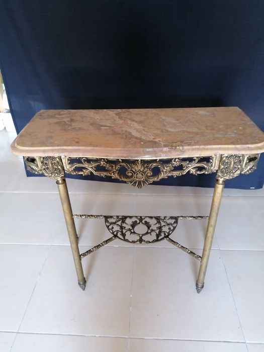 Mesa de apoio de entrada