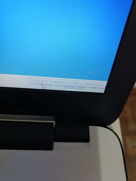 Vendo HP branco como novo