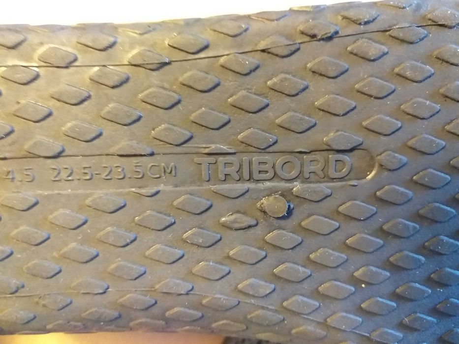 Sapatos Tribord para andar em ambientes de água