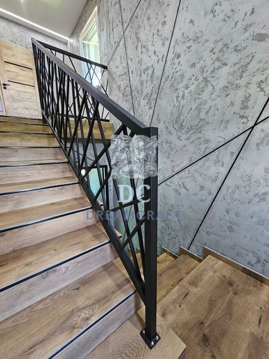 Balustrada nowoczesna LOFT industrial nieregularna malowana proszkowo