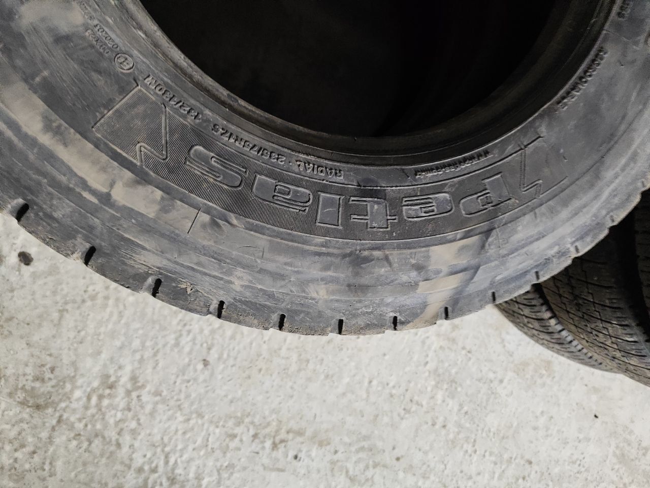 Шины Petlas 235/75 R17.5