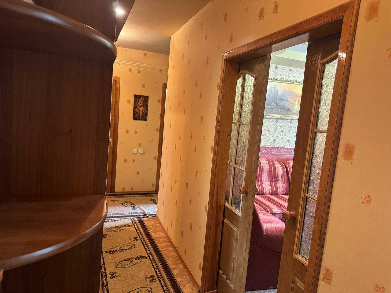 ПРОДАЖА 3-х комнатной квартиры БЕЛЯЕВА, 111 (м-н "Лазурный")