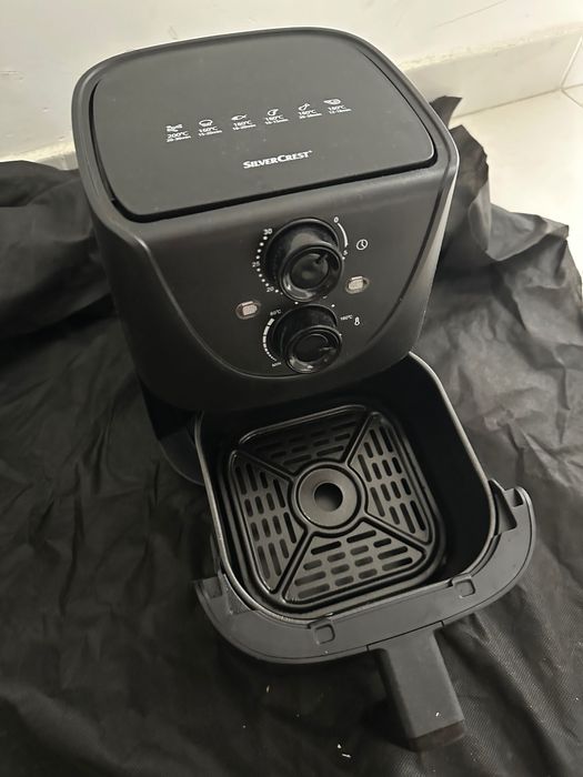 Lote de cozinha, máquina de pipocas e wok Fissler(como novos)