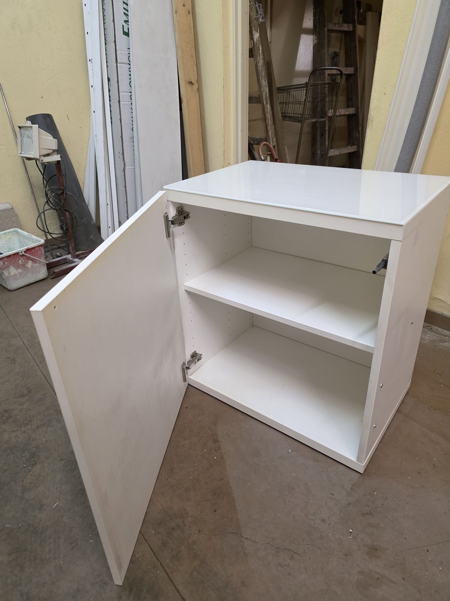 Szafka Besta 60x40x64 cm