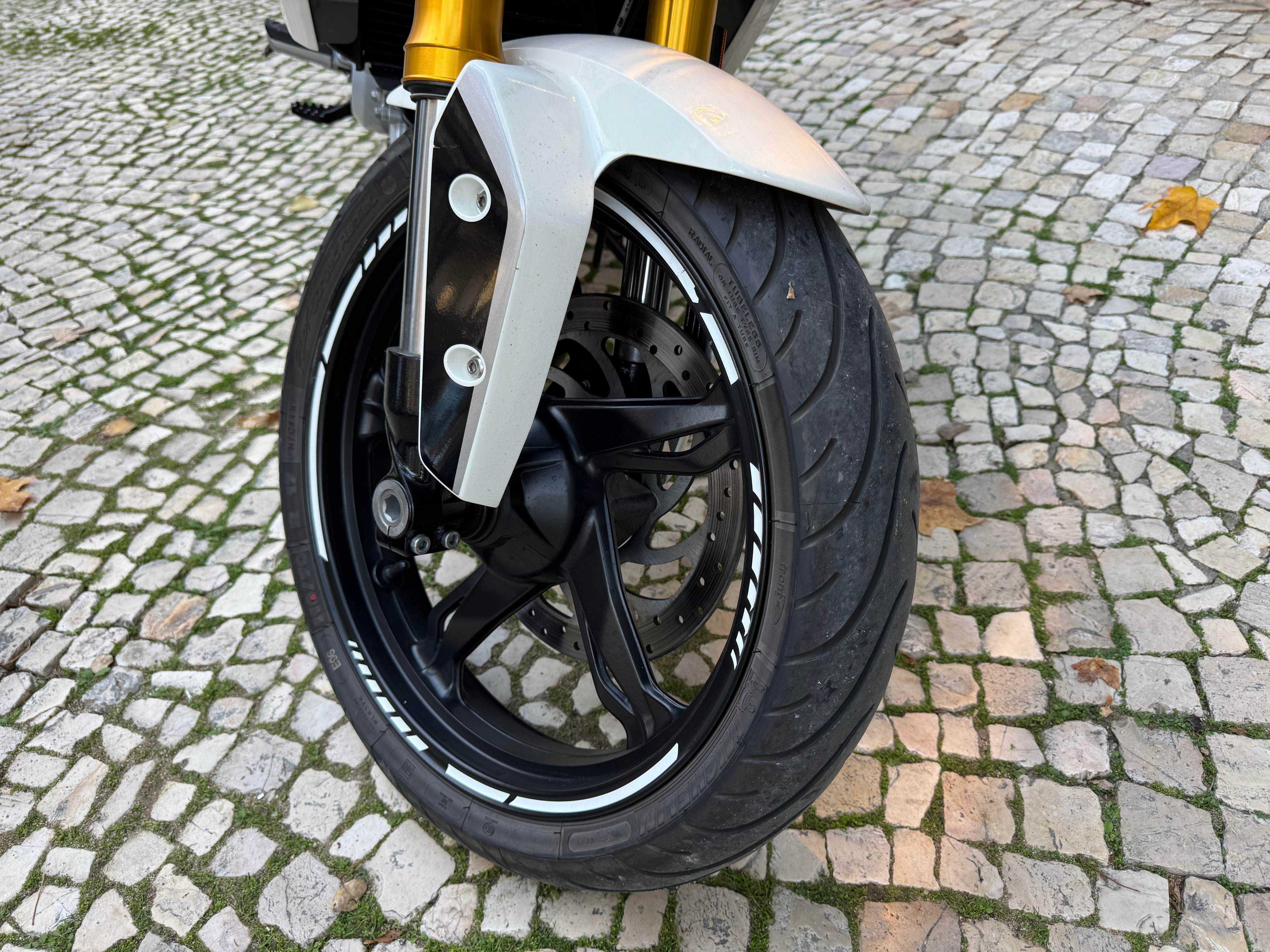 BMW G 310 R Como Nova