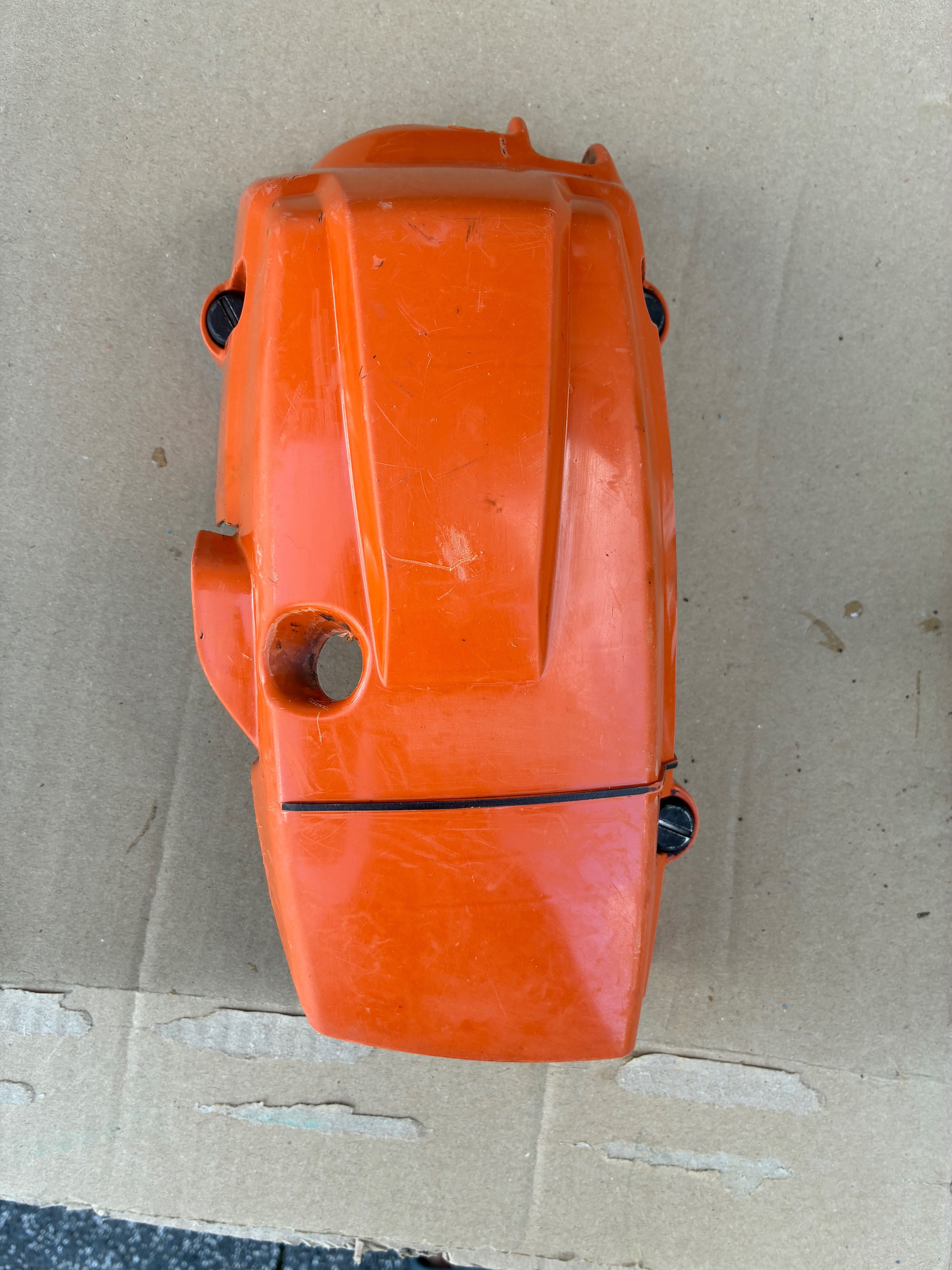 Osłona górna Stihl MS 261