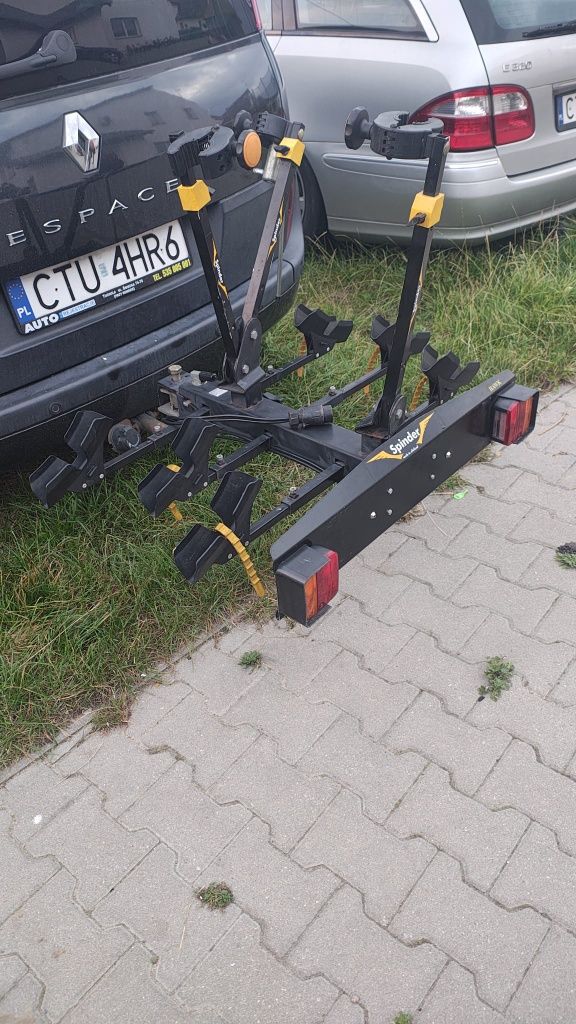 Bagażnik na 3 rowery na hak uchylny