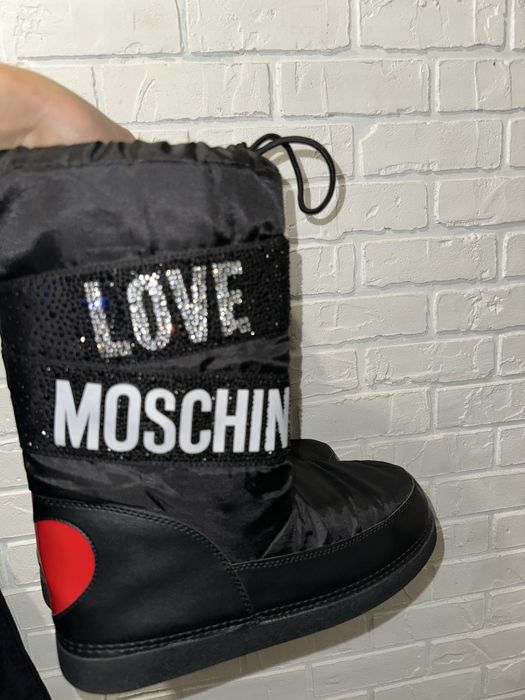 Угги, мюлі, Луноходы Love Moschino