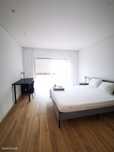 756010 - Quarto com cama de solteiro em...