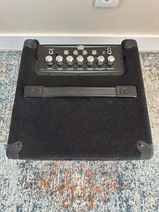 Amplificador de Baixo Line 6