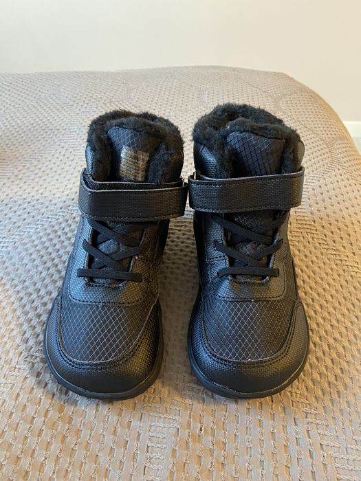 Зимові чоботи на дівчинку на хлопчика босоноге barefoot