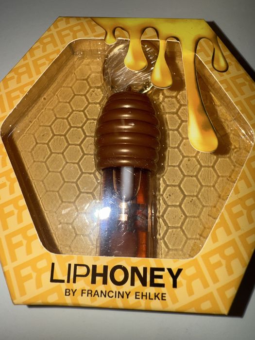 LIPHONEY FRAN – Gloss em formato de Mel , Franciny Ehlke