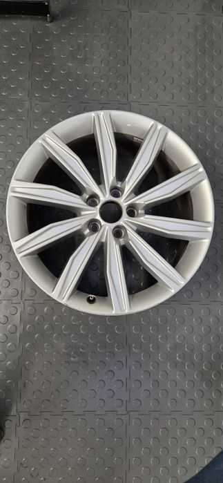 Felga Audi 19” 8,5J ET39 5x112