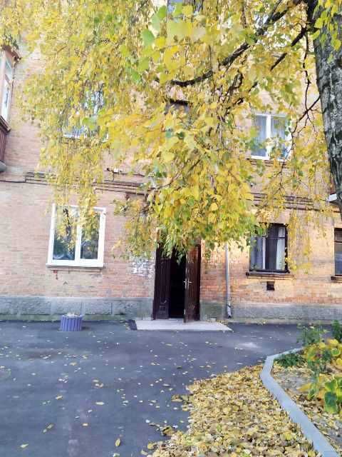 3-кімн. квартира в затишному районі з індивідуальним опаленням