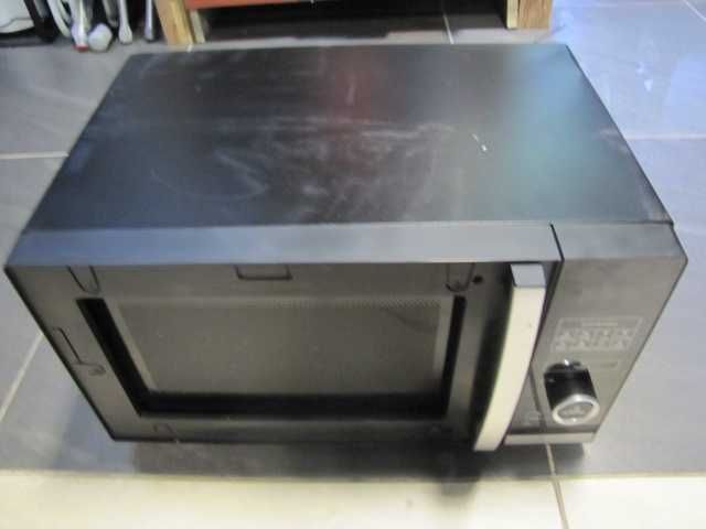 Kuchenka mikrofalowa SHARP mikrofalówka 25L 900W