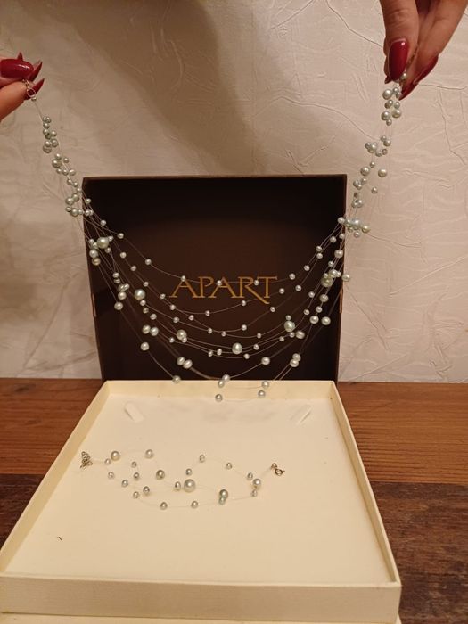 Багатошарове намисто і браслет з перлами від бренду APART
