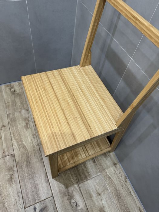 Ikea Ragrund bambusowe krzeslo z wieszakiem