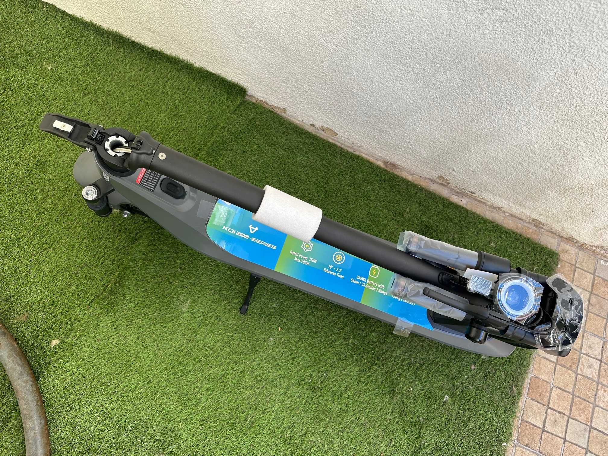 Trotinete Elétrica NIU KQi 200f