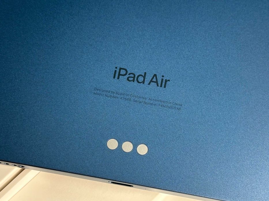 Планшет Apple iPad Air 5 10.9 M1 64GB Wi‑Fi Sky Blue 2022 A2588 100%